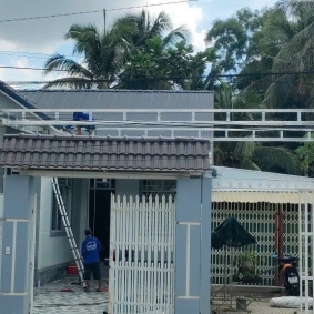 Mái che nắng nhà phố