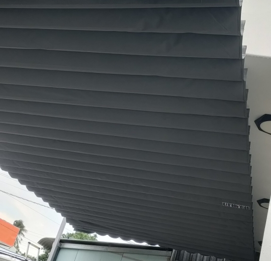 Mái Xếp Ở Miền Tây
